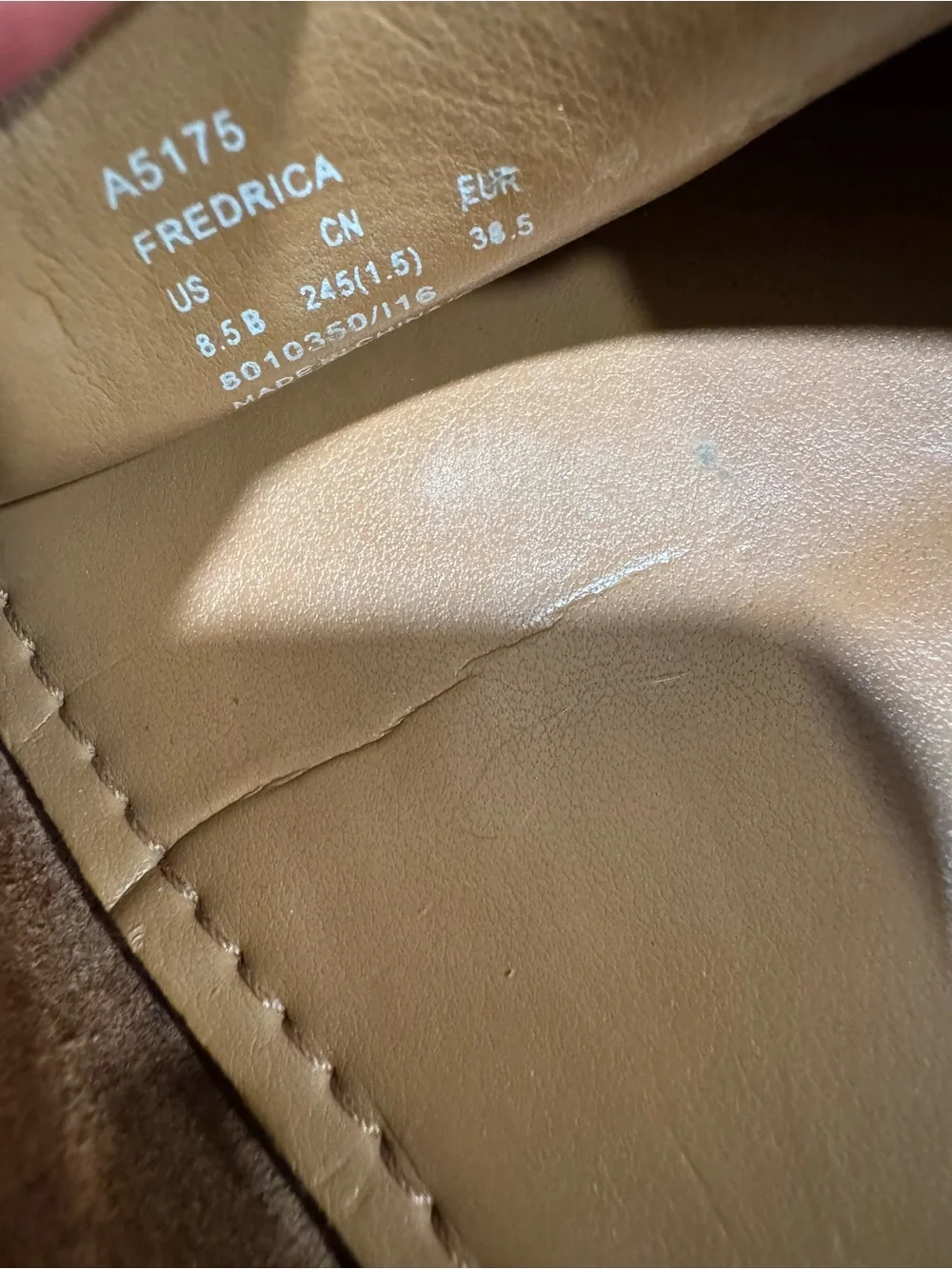 COACH Fredrica Loafers Flats Shoes Tan Light Brown Pebbled Leather Size 8.5B